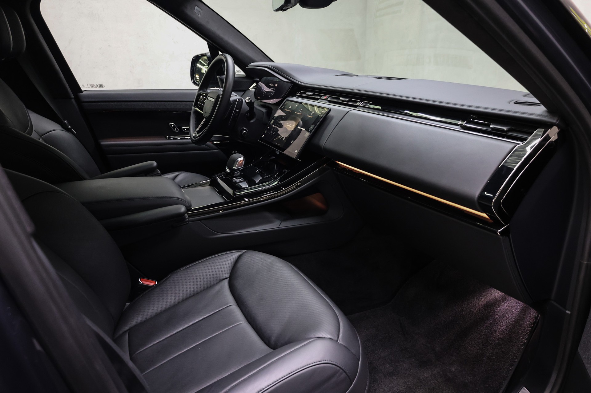 LAND ROVER Range Rover Sport 3.0 I6 P550e Autobiography-image-40