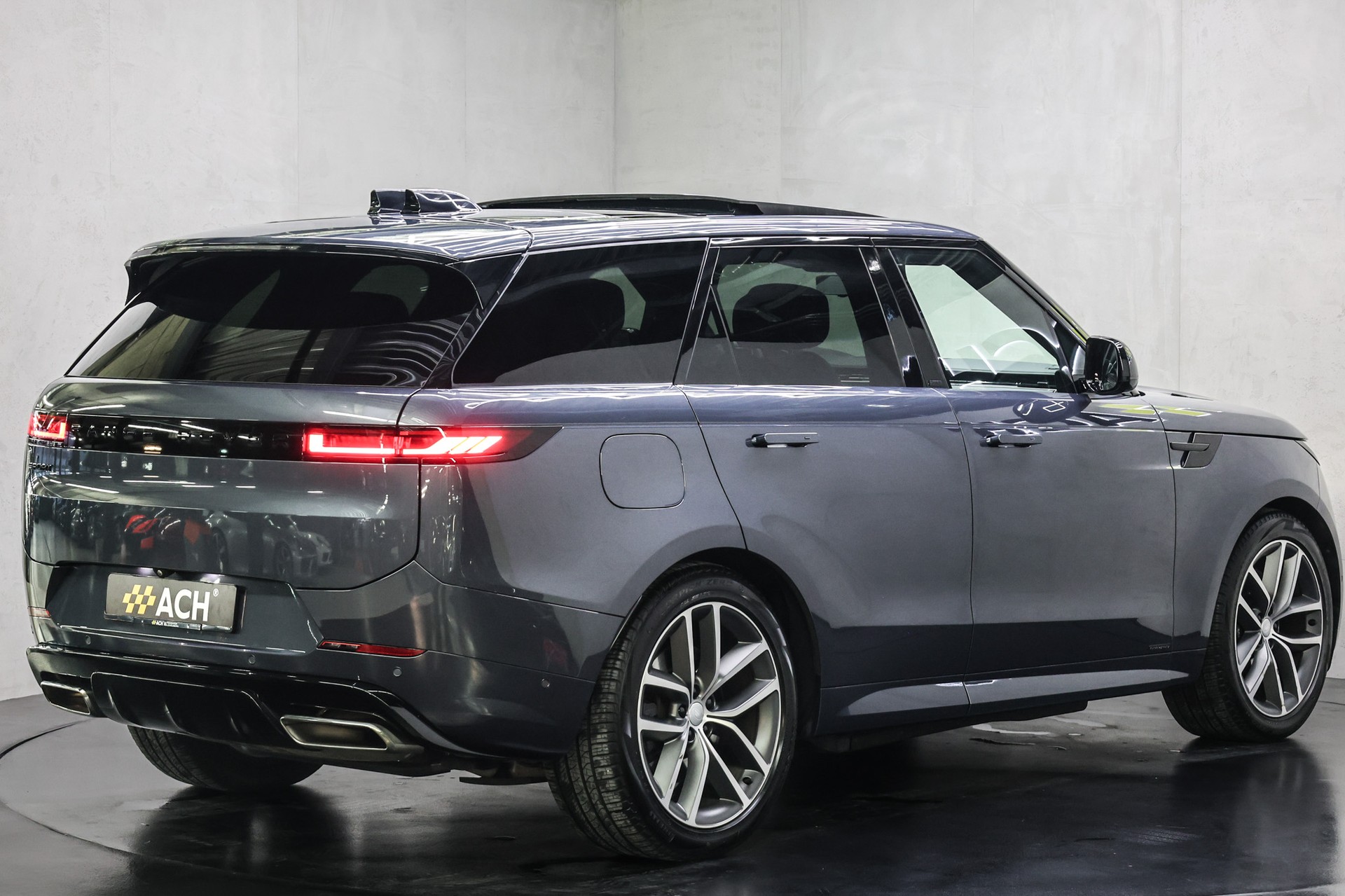 LAND ROVER Range Rover Sport 3.0 I6 P550e Autobiography-image-5