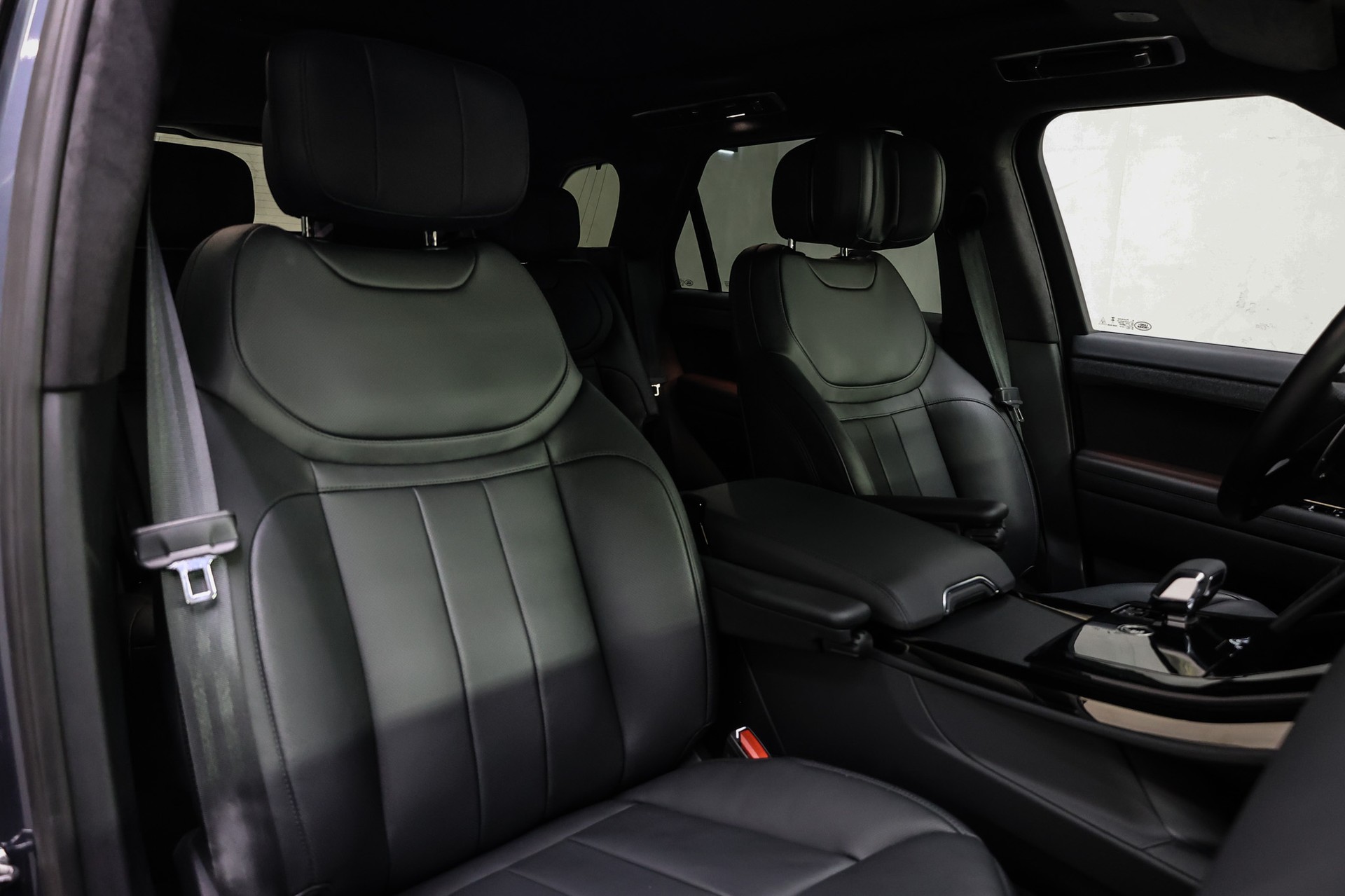 LAND ROVER Range Rover Sport 3.0 I6 P550e Autobiography-image-32