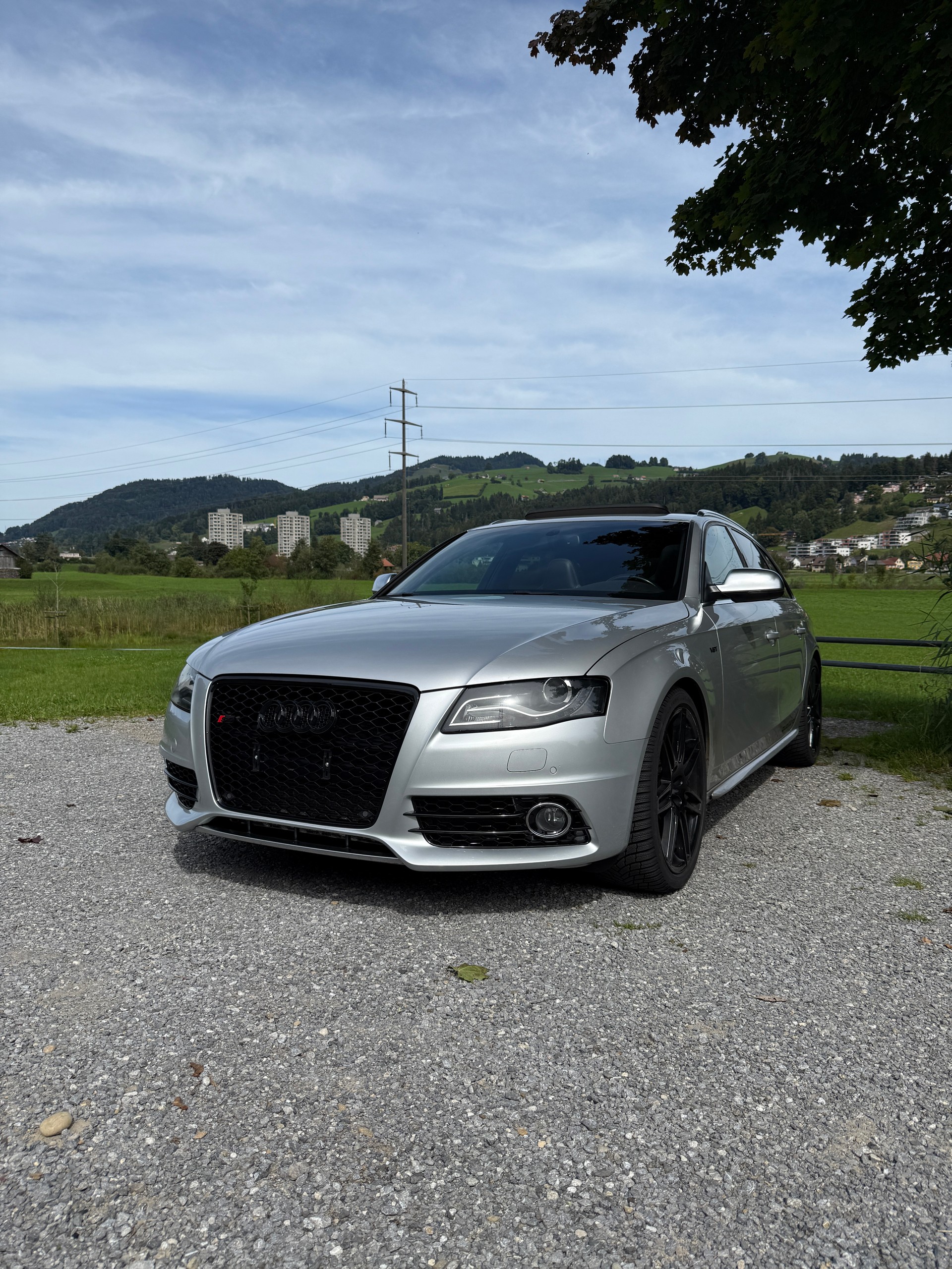 AUDI S4 Avant 3.0 TFSI quattro S-tronic-image-4