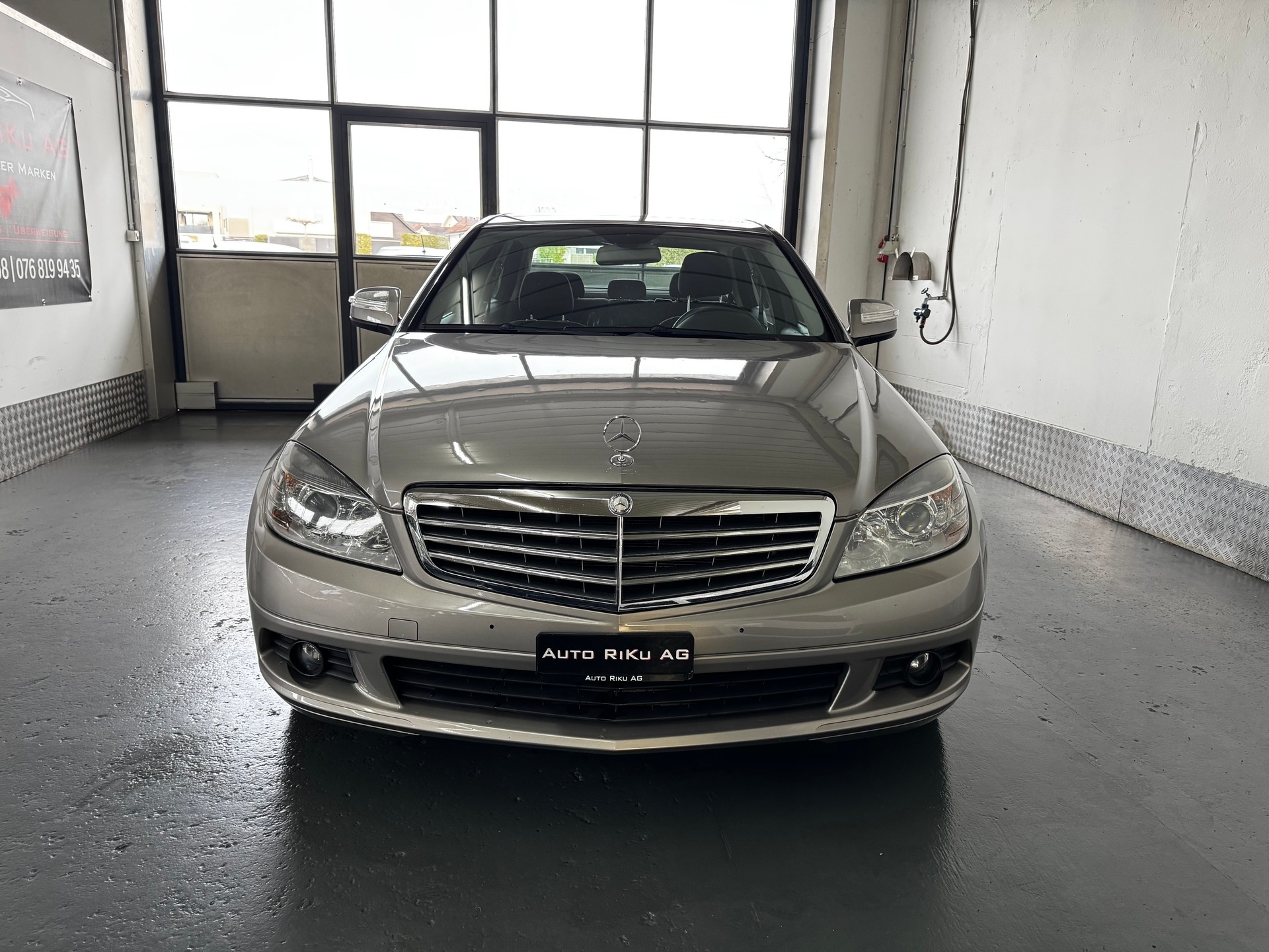 MERCEDES-BENZ C 220 CDI (Classic)-image-3