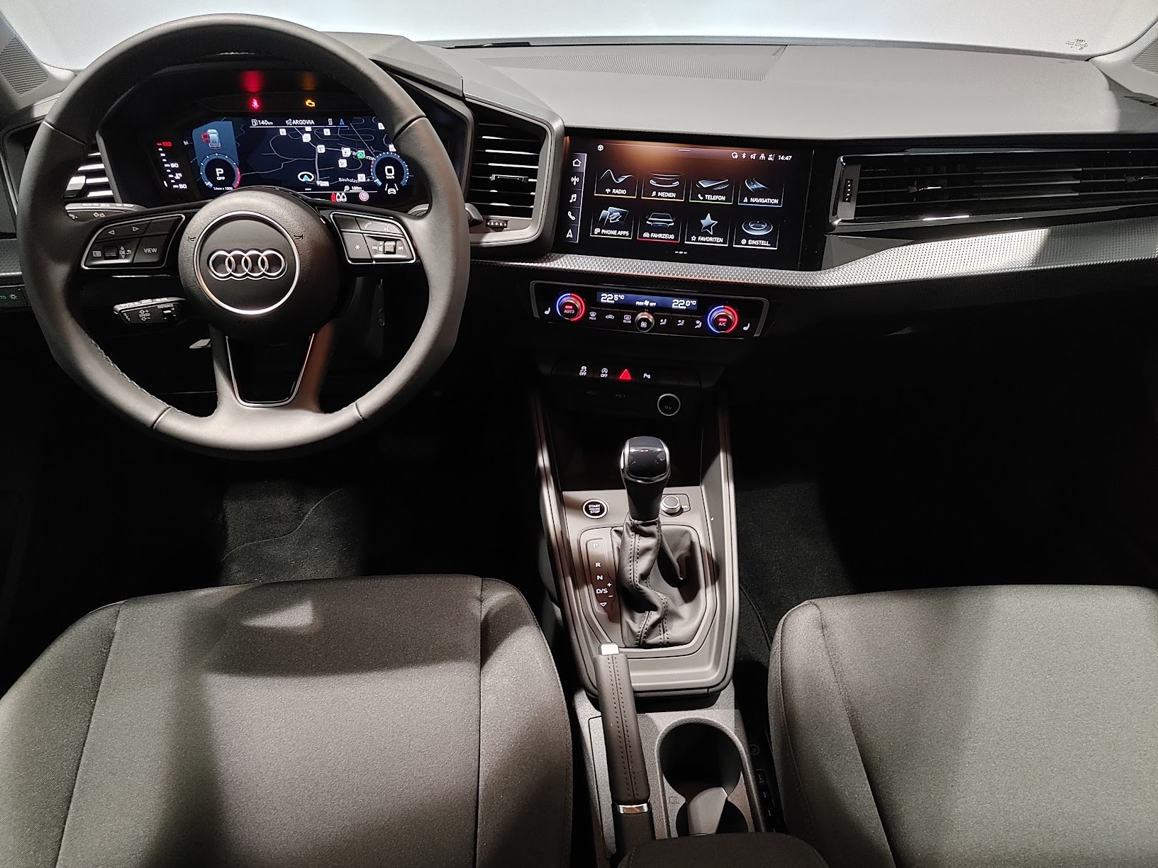 AUDI A1 Sportback 30 TFSI Attraction S-tronic-image-9