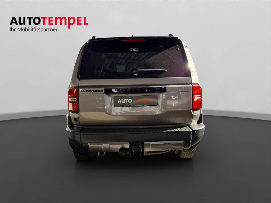 TOYOTA Land Cruiser 2.8 D 48V Invinci 48095/007-image-7