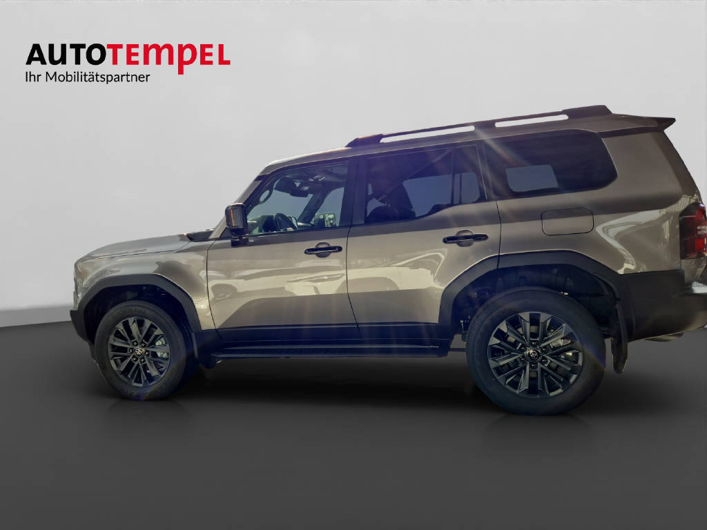 TOYOTA Land Cruiser 2.8 D 48V Invinci 48095/007-showroom-element-1