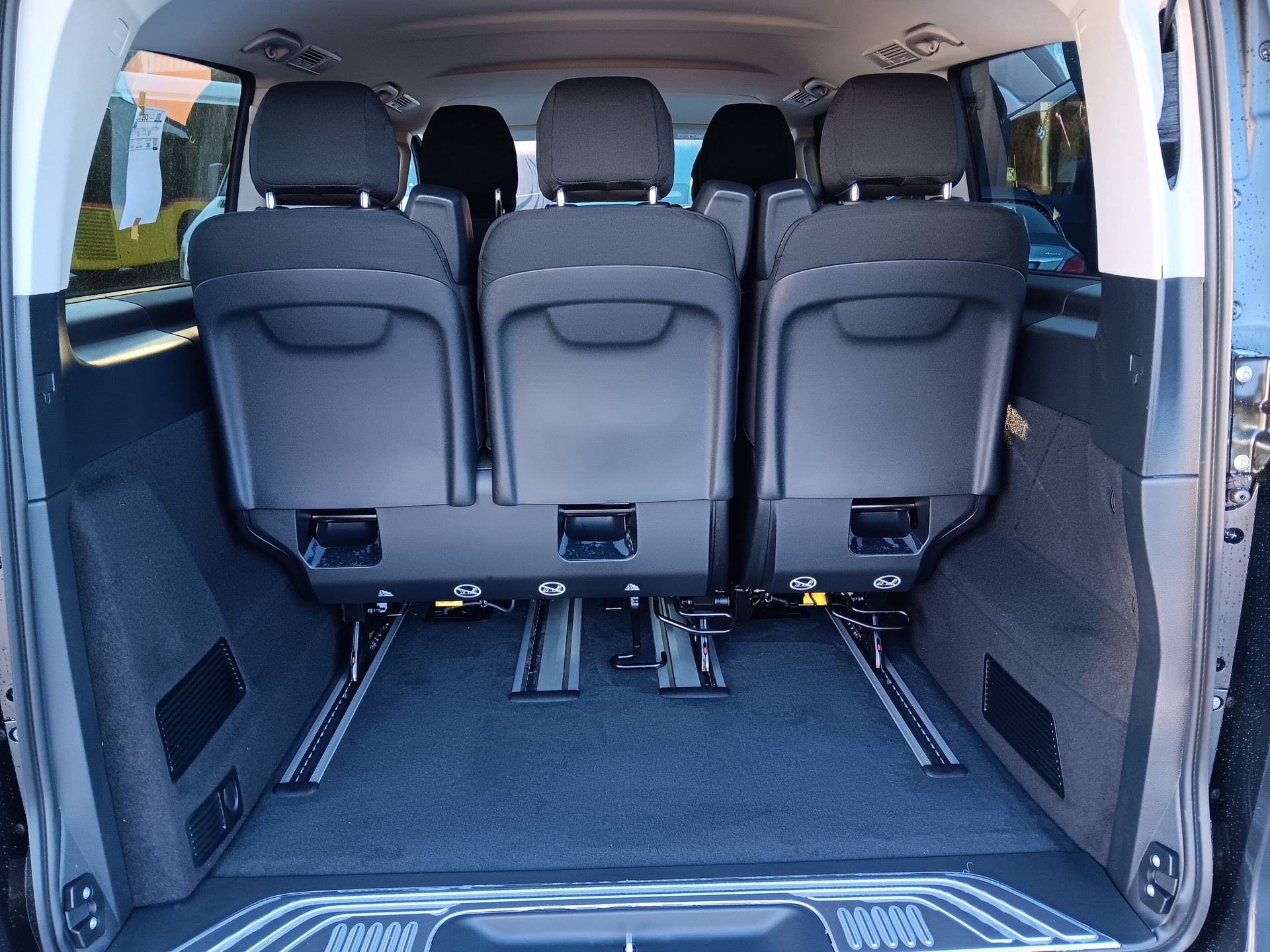 MERCEDES-BENZ V 250 d Trend 3200mm L 4m 9G Tronic-image-12