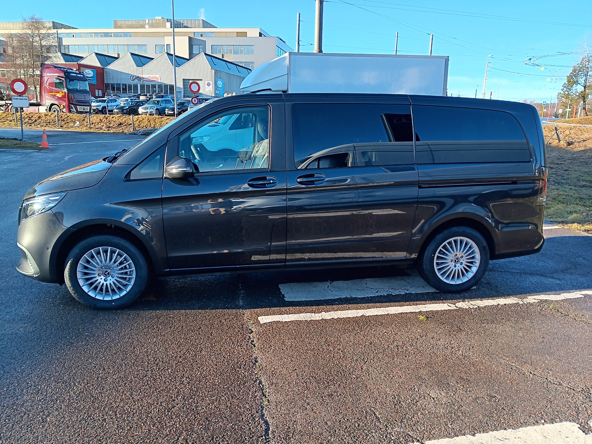 MERCEDES-BENZ V 250 d Trend 3200mm L 4m 9G Tronic-image-7