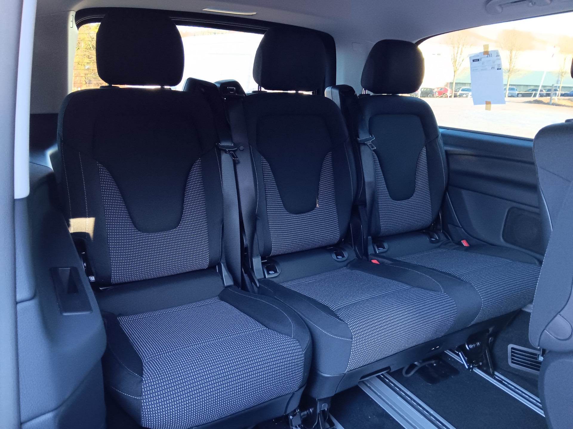 MERCEDES-BENZ V 250 d Trend 3200mm L 4m 9G Tronic-image-11