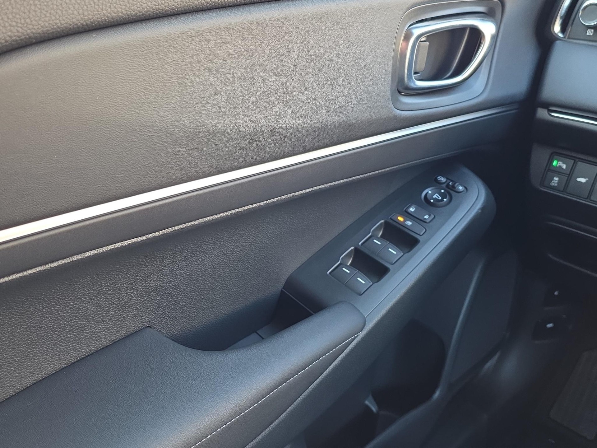 HONDA HR-V 1.5 i-MMD Advance-image-13