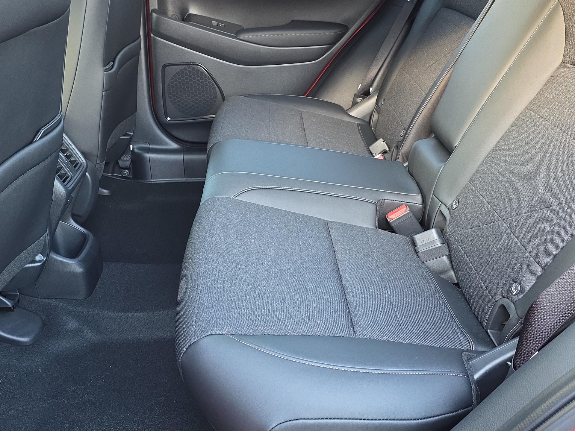 HONDA HR-V 1.5 i-MMD Advance-image-14