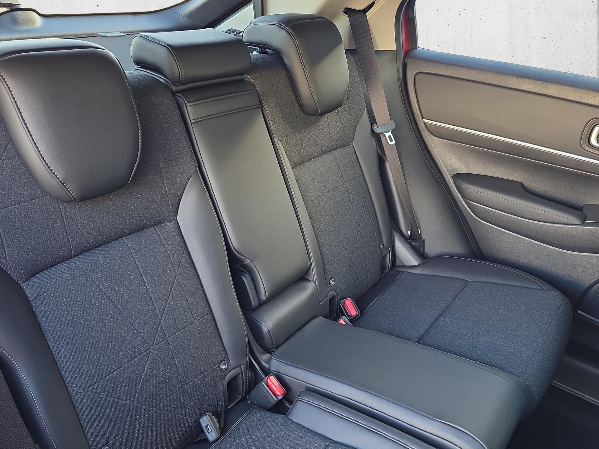 HONDA HR-V 1.5 i-MMD Advance-image-19