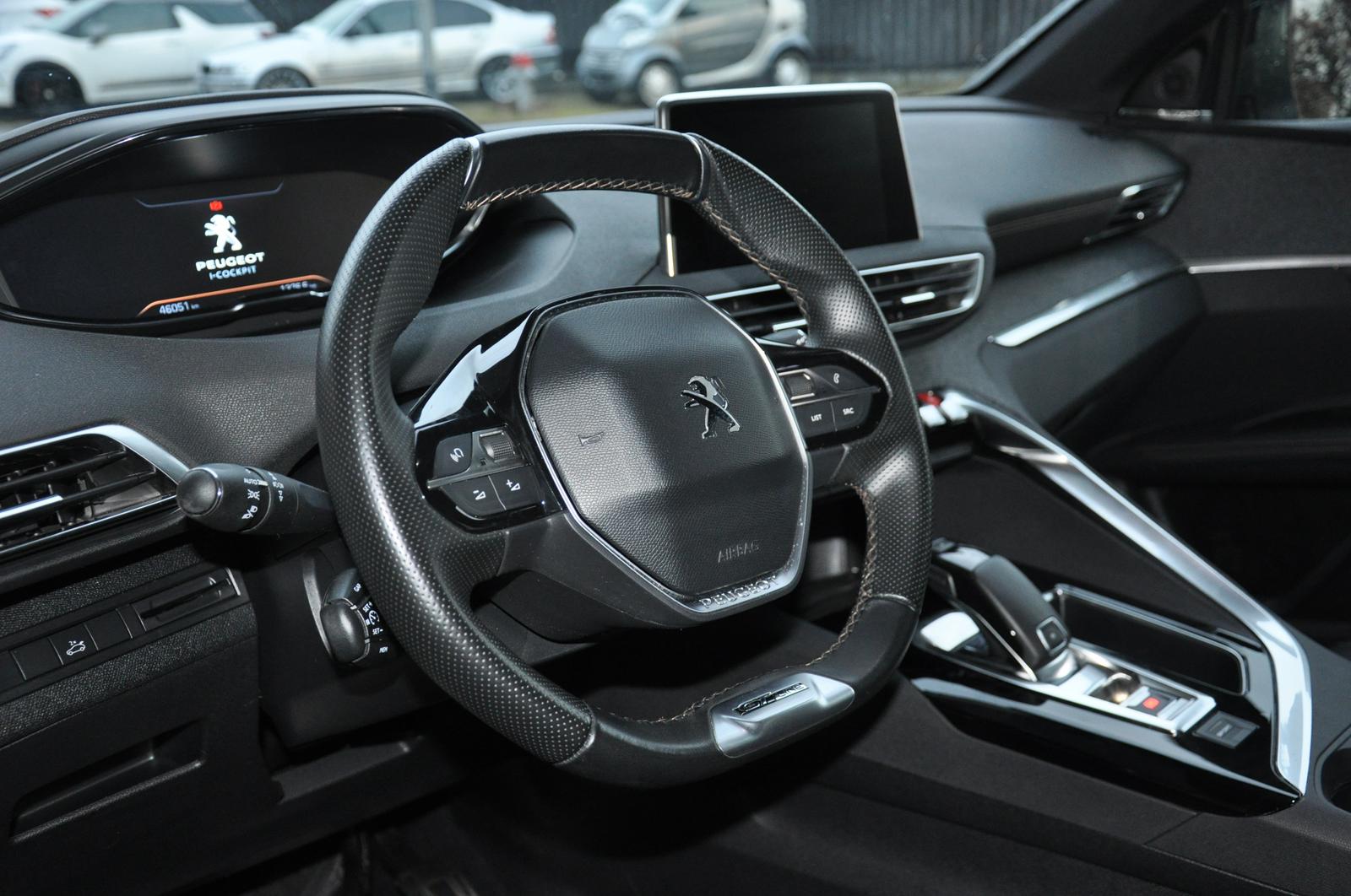 PEUGEOT 5008 1.6 THP GT Line EAT-image-6