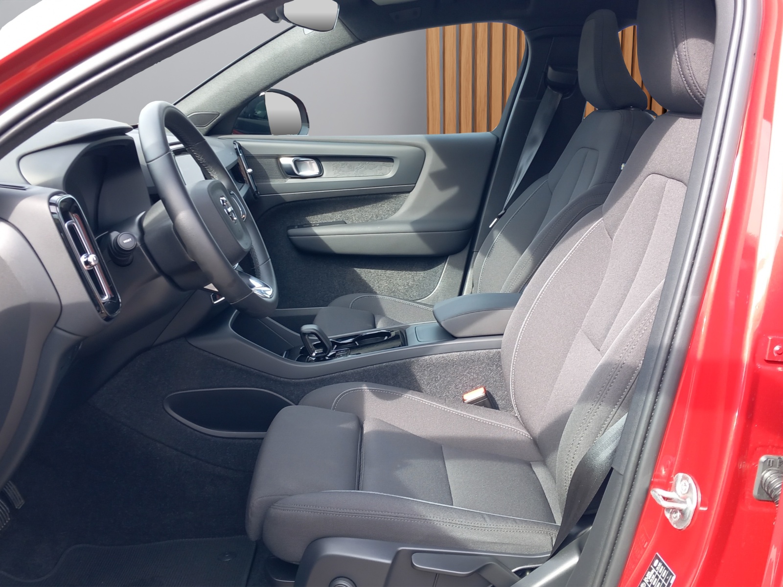 VOLVO C40 P6 Recharge Plus-image-12