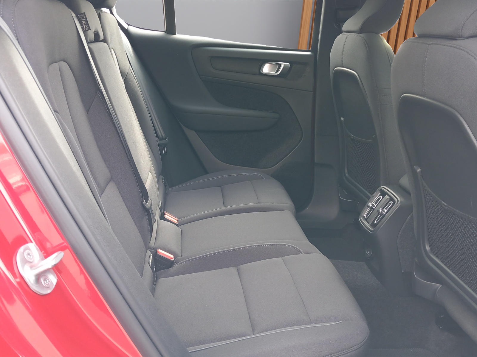 VOLVO C40 P6 Recharge Plus-image-14