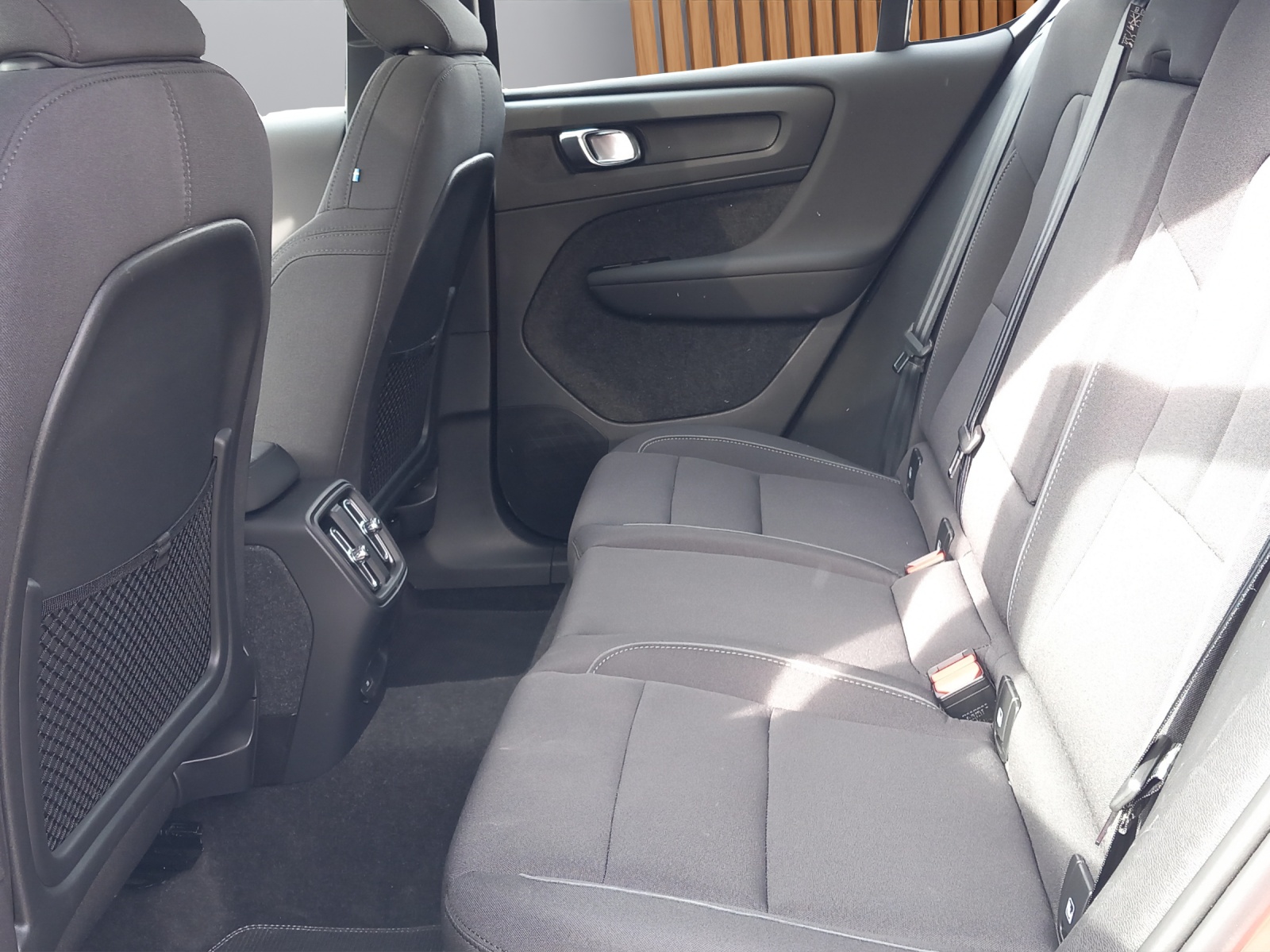 VOLVO C40 P6 Recharge Plus-image-13