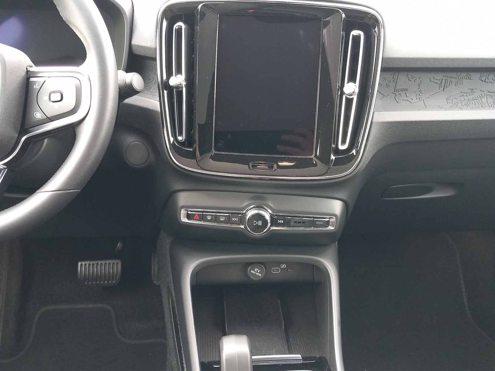 VOLVO C40 P6 Recharge Plus-image-17