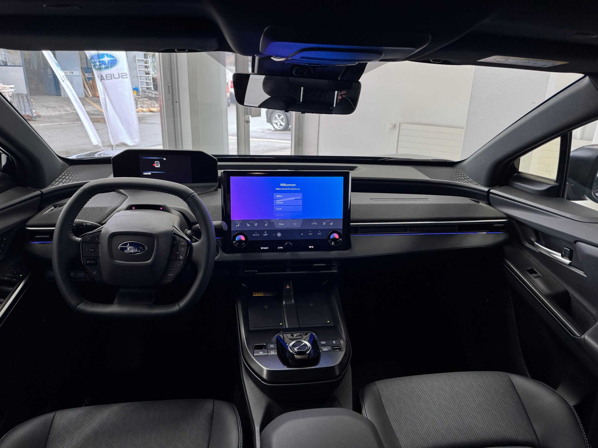 SUBARU Solterra eV Luxury AWD-image-7