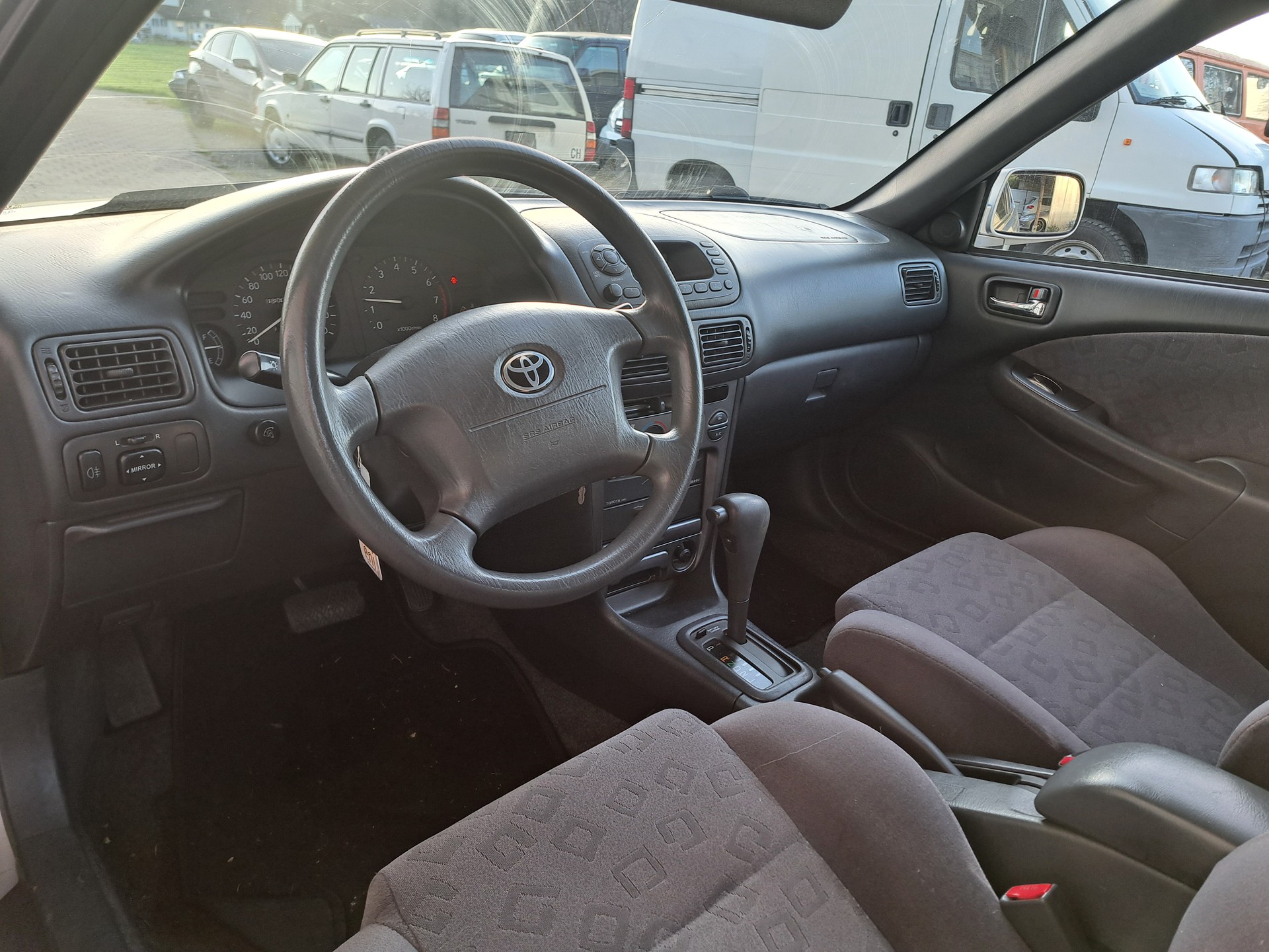 TOYOTA Corolla 1.6 Linea Sol plus-image-3