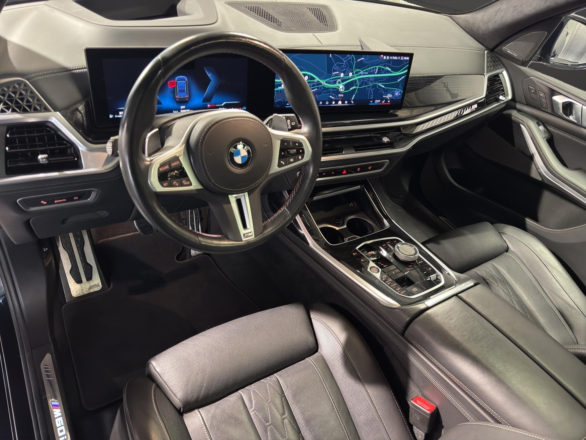 BMW X7 M60i M Sport-image-7