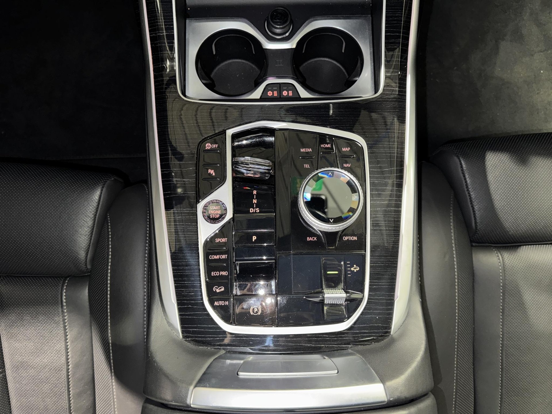 BMW X7 M60i M Sport-image-9