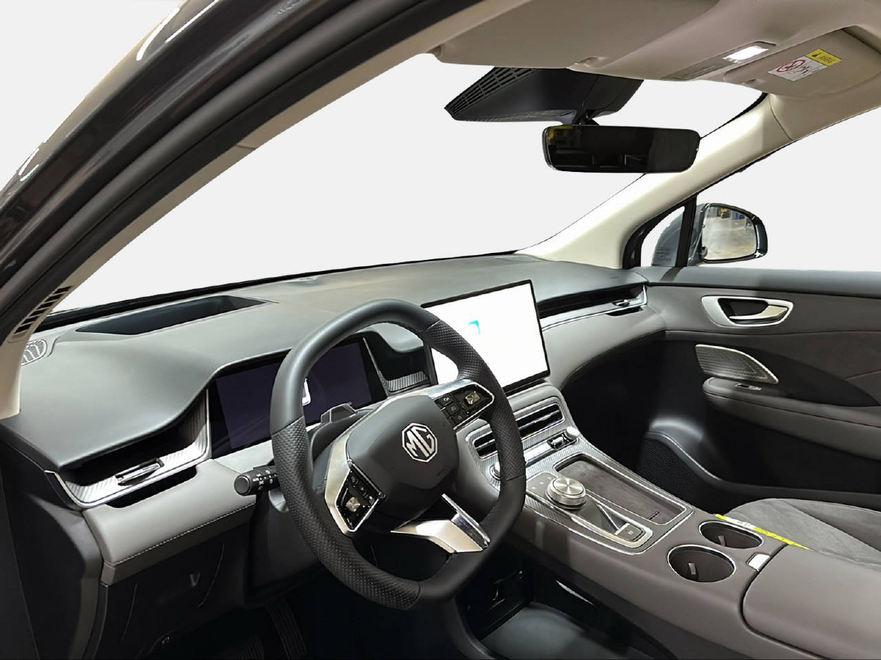 MG S6 EV 77 kWh Luxury 4WD-image-14