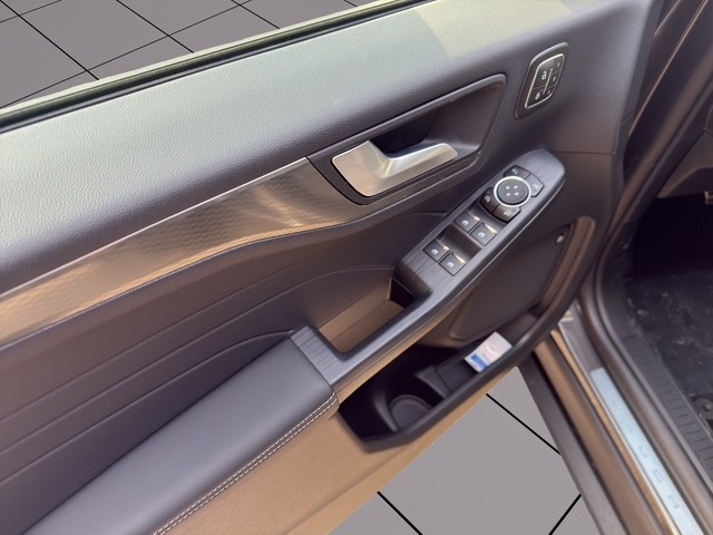 Image FORD KUGA Kuga 2.5 FHEV Sound Edition 4WD