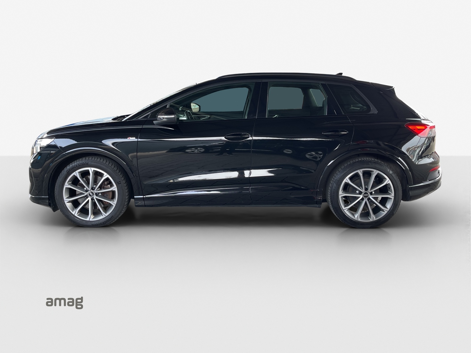 AUDI Q4 e-tron 50 quattro-image-1