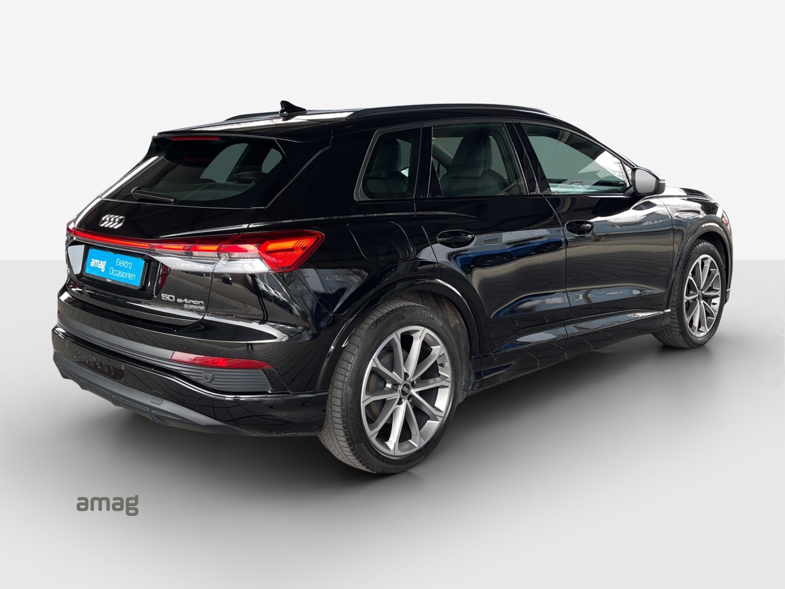 AUDI Q4 e-tron 50 quattro-image-5