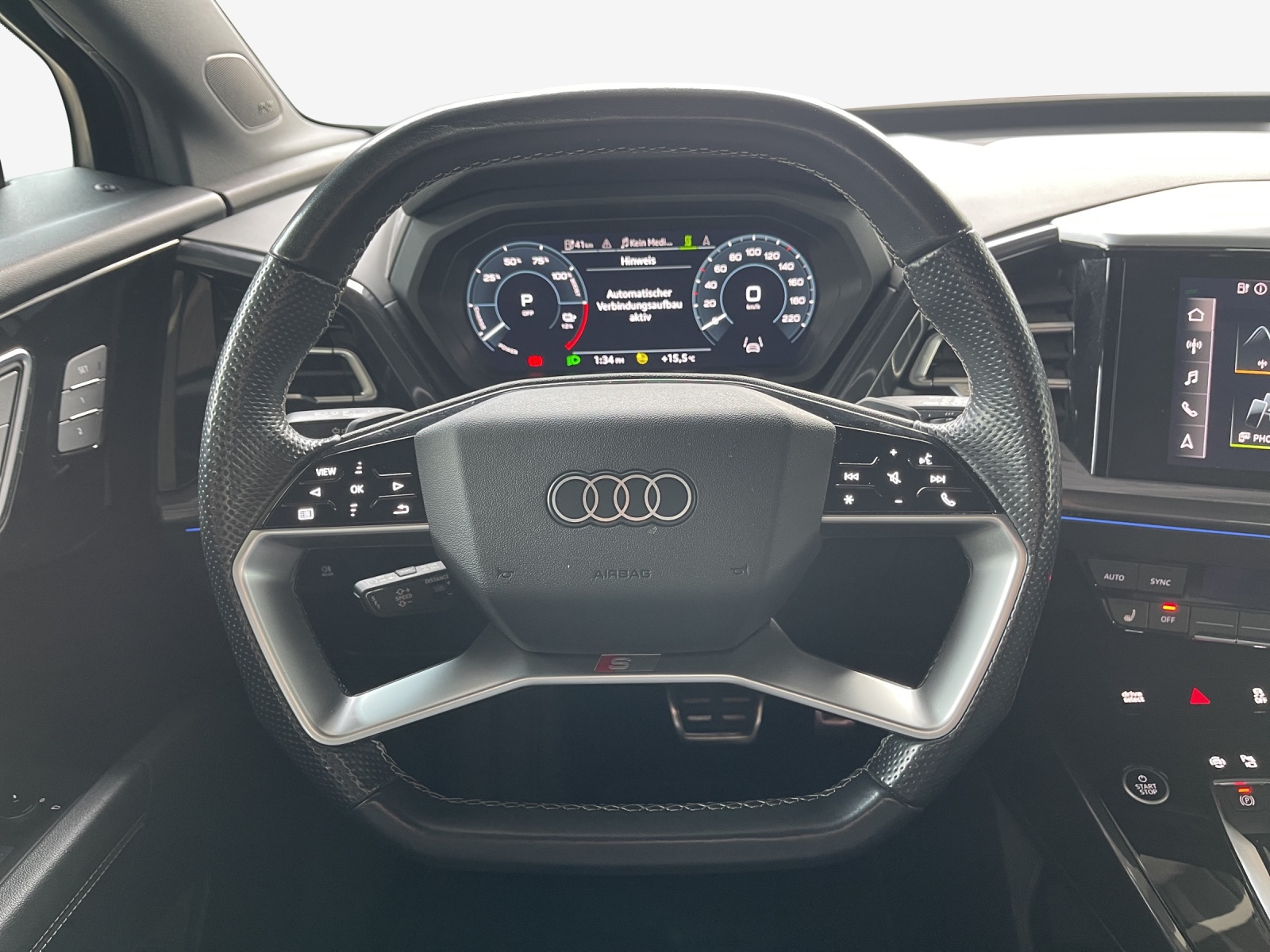 AUDI Q4 e-tron 50 quattro-image-10