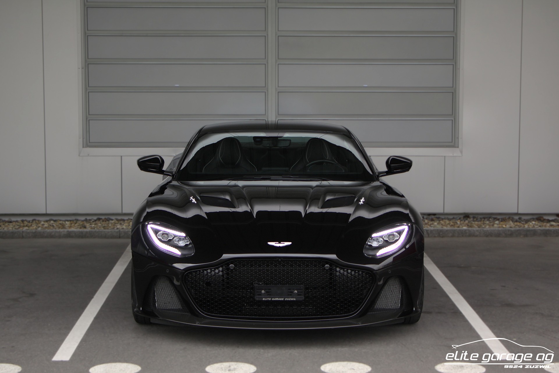 ASTON MARTIN DBS Coupé Superleggera-image-7