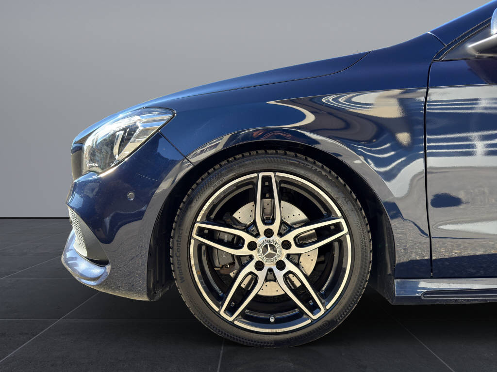 MERCEDES-BENZ CLA 220 AMG Line 4m Shooting Brake-image-13