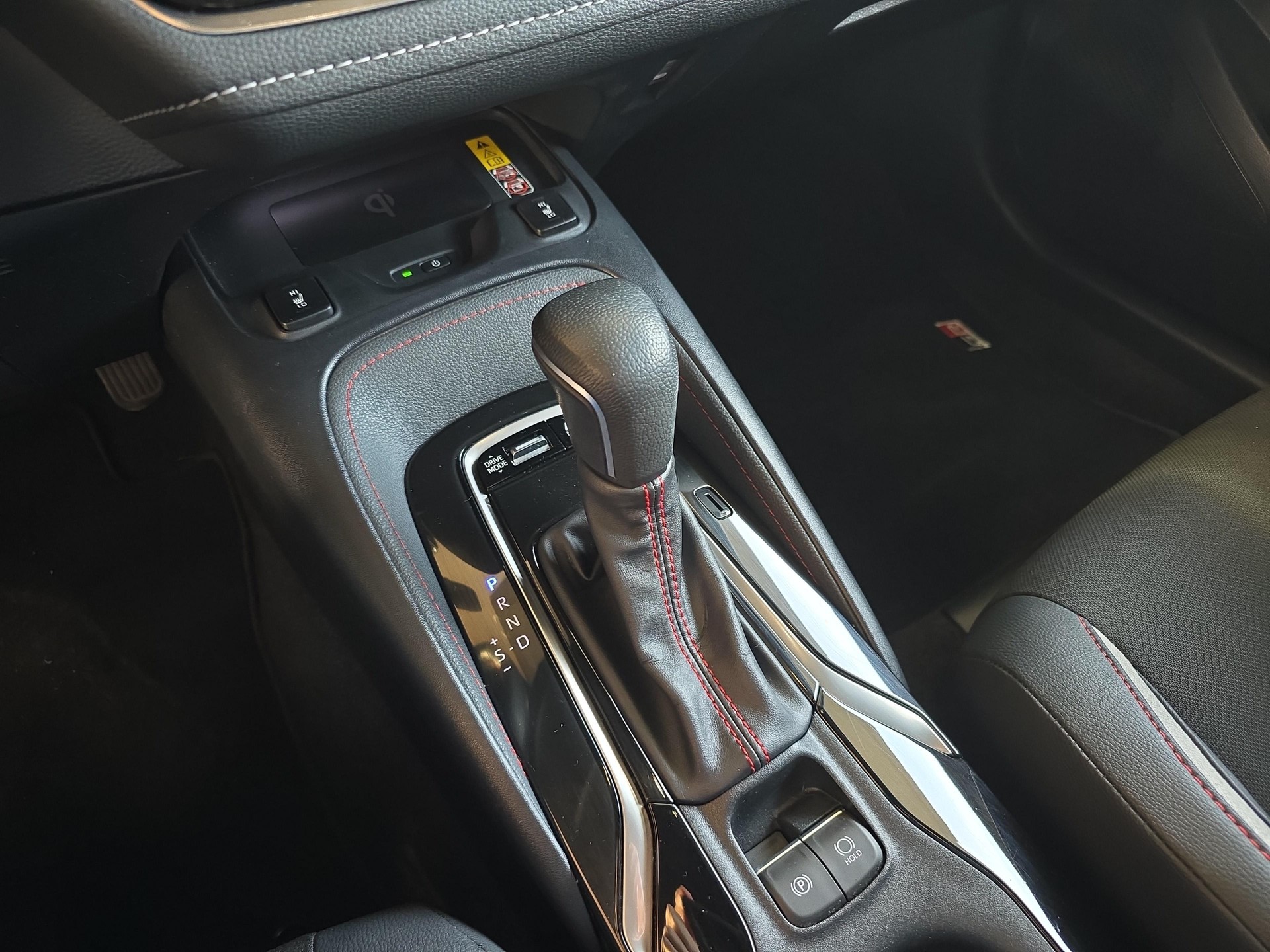 TOYOTA Corolla Touring Sports 2.0 HSD GR Sport-image-14