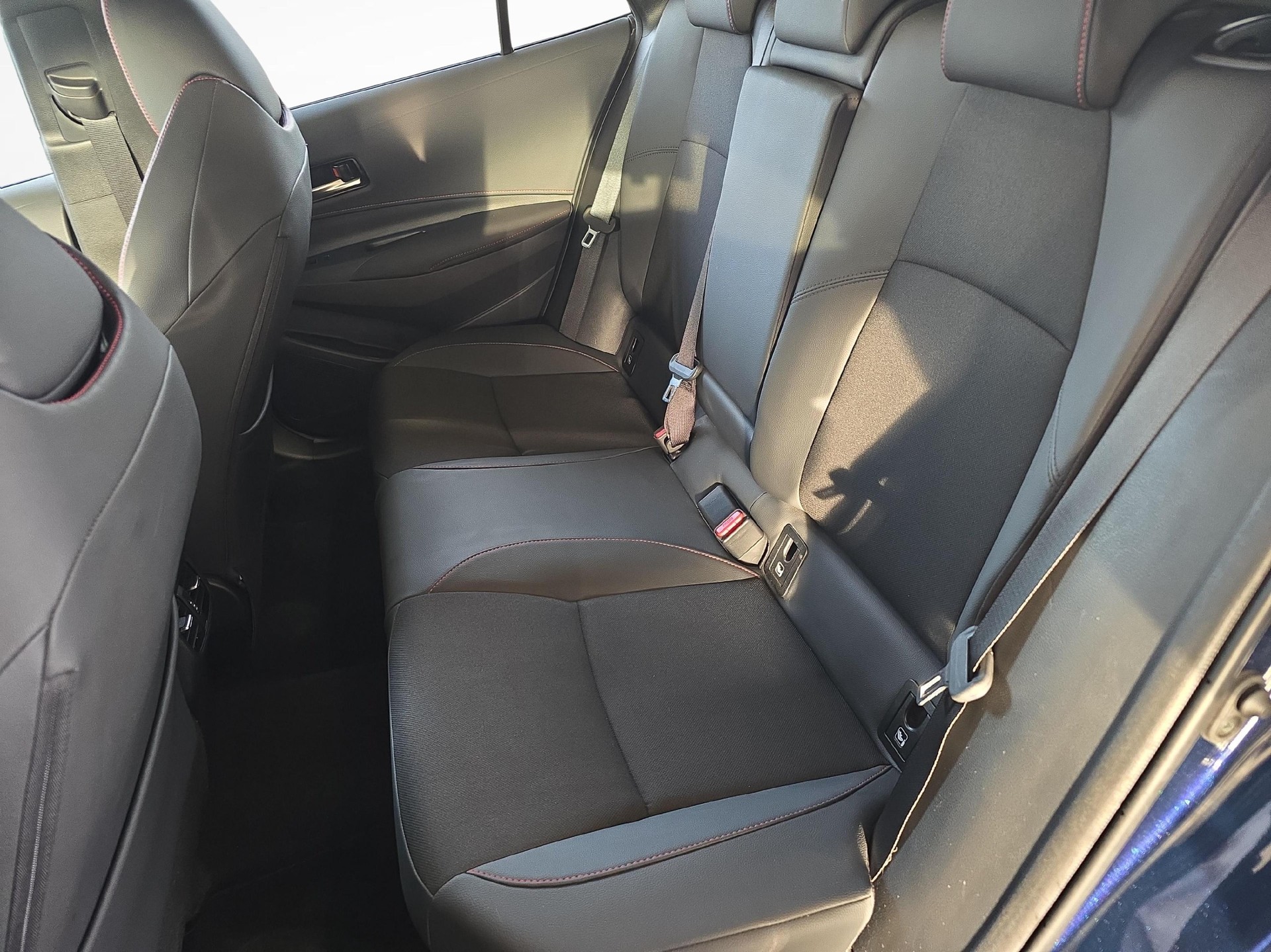 TOYOTA Corolla Touring Sports 2.0 HSD GR Sport-image-10