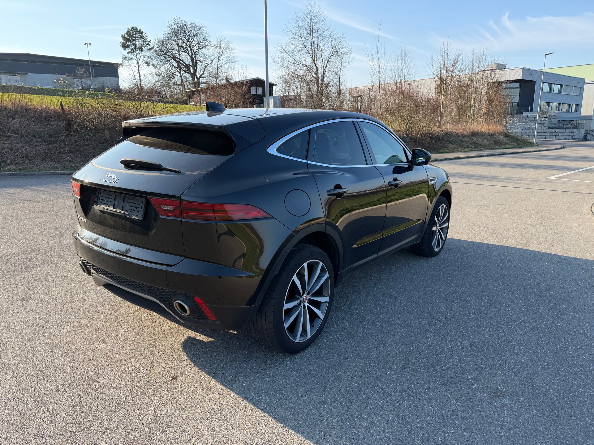 JAGUAR E-Pace P200 R-Dynamic HSE AWD Automatik-image-3