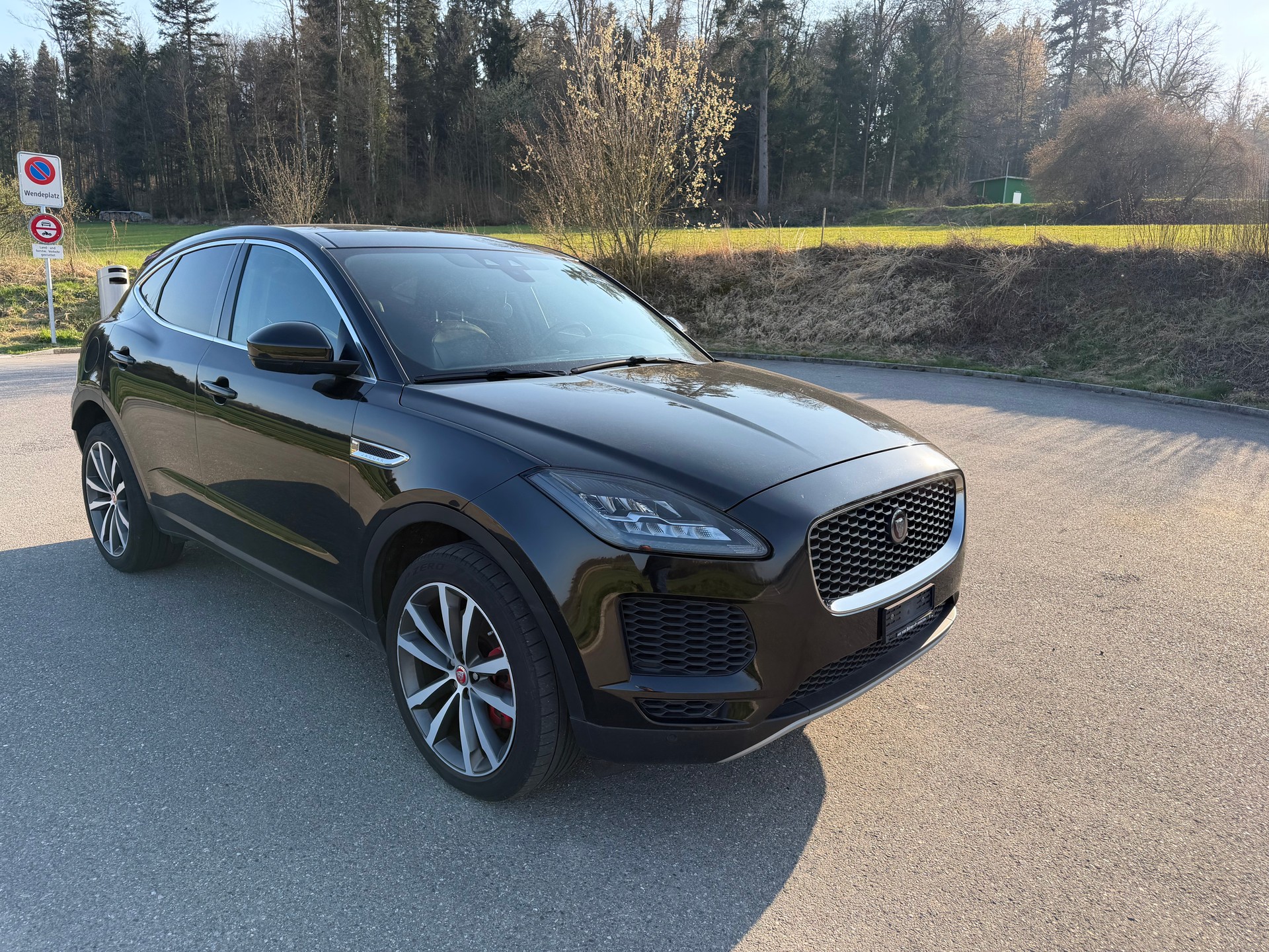 JAGUAR E-Pace P200 R-Dynamic HSE AWD Automatik-image-0