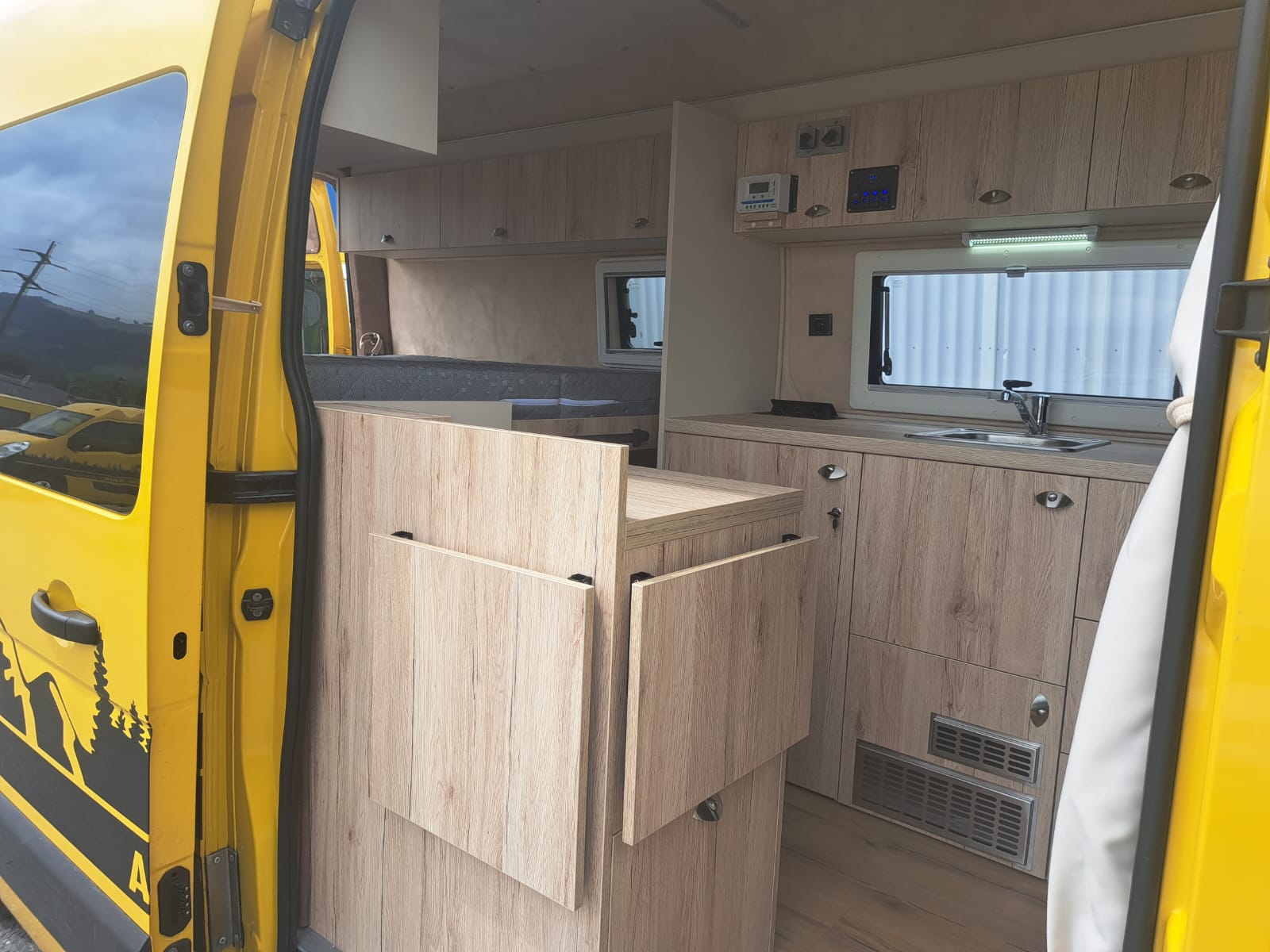 RENAULT Camper Wohnmobil Master L3H2-image-4
