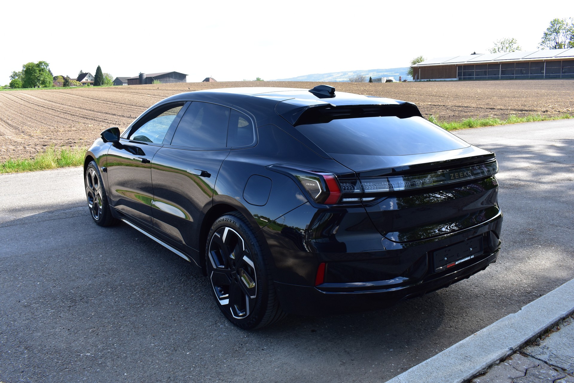 ZEEKR 001 96kWh Performace AWD-image-5