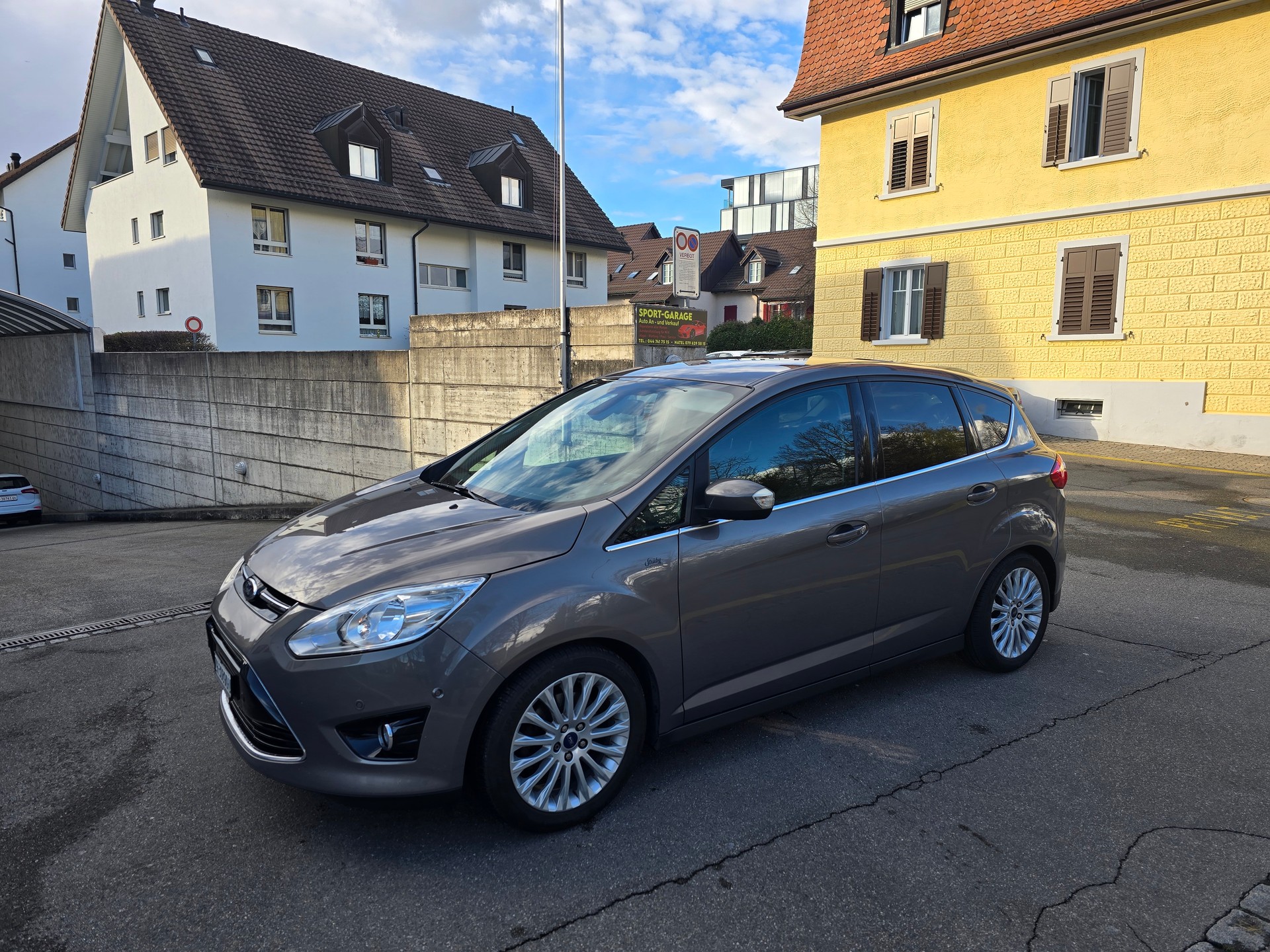 FORD C-Max 2.0 TDCi Titanium PowerShift-image-0