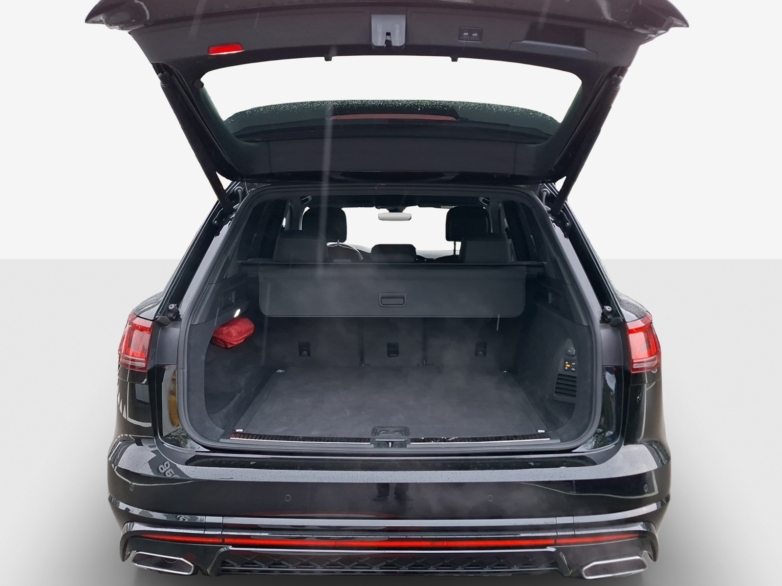 VW Touareg 3.0 TDI R-Line Tiptronic-image-12