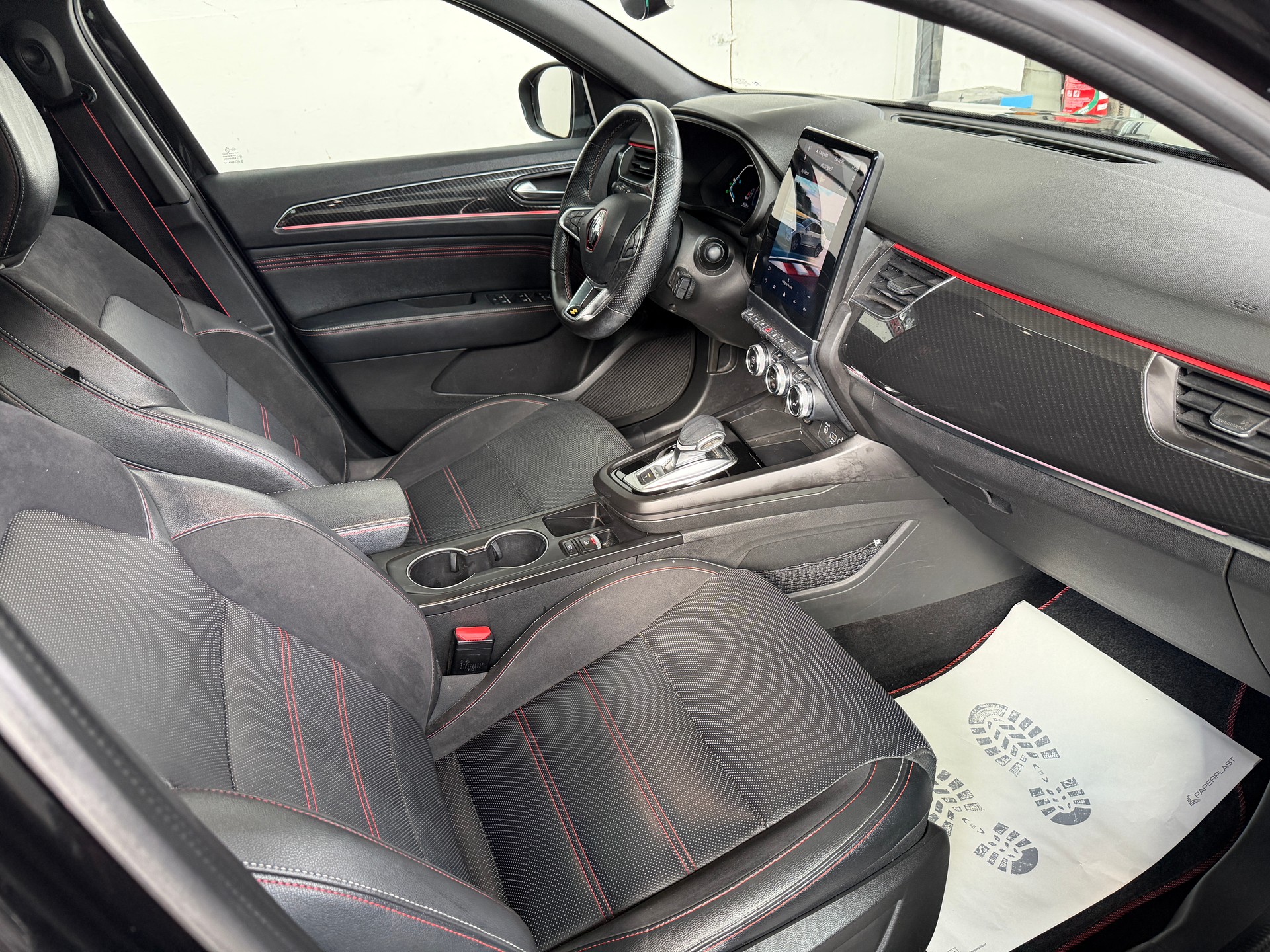 RENAULT Arkana 1.6 E-Tech R.S.Line-image-12
