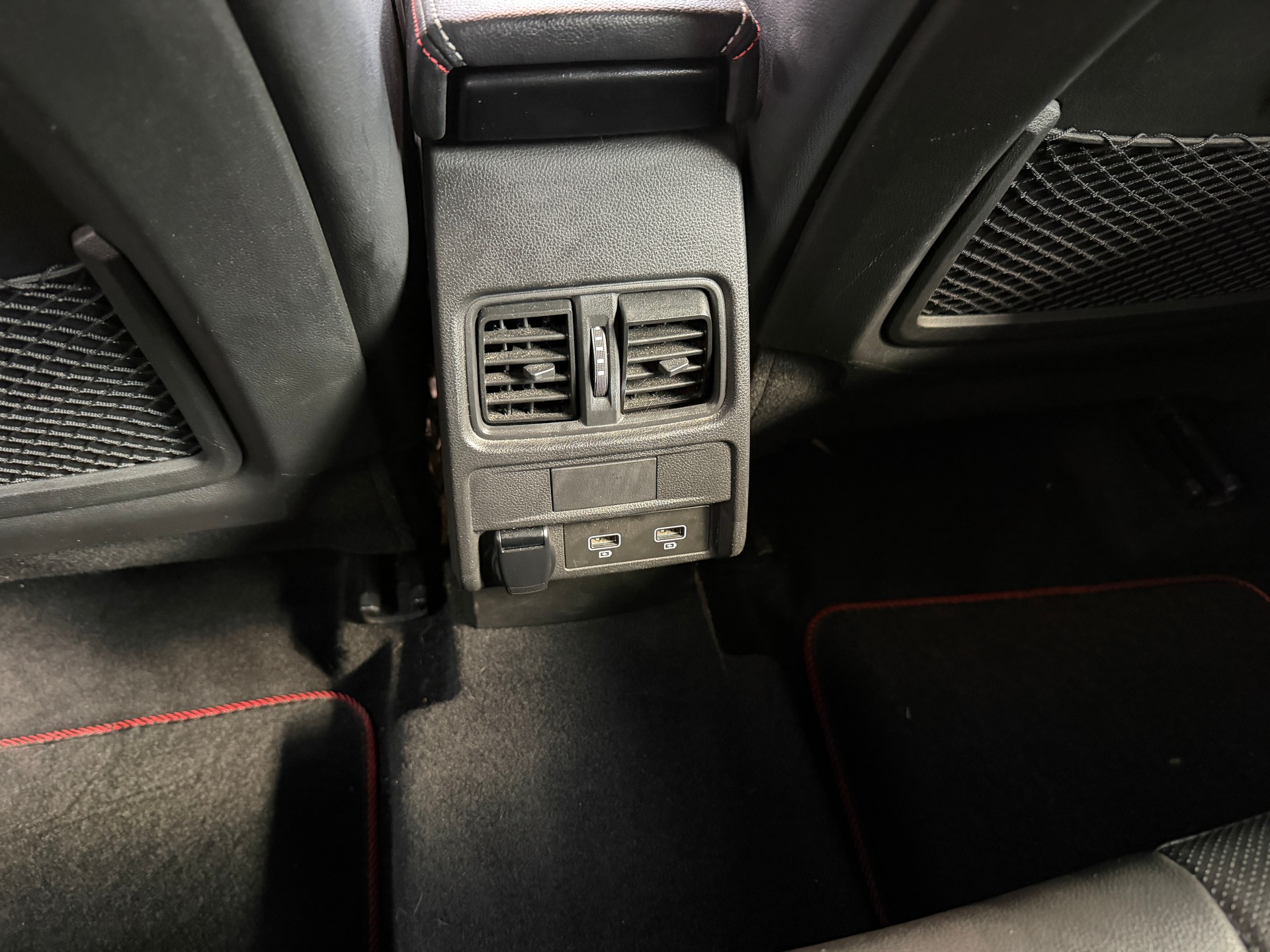 RENAULT Arkana 1.6 E-Tech R.S.Line-image-10
