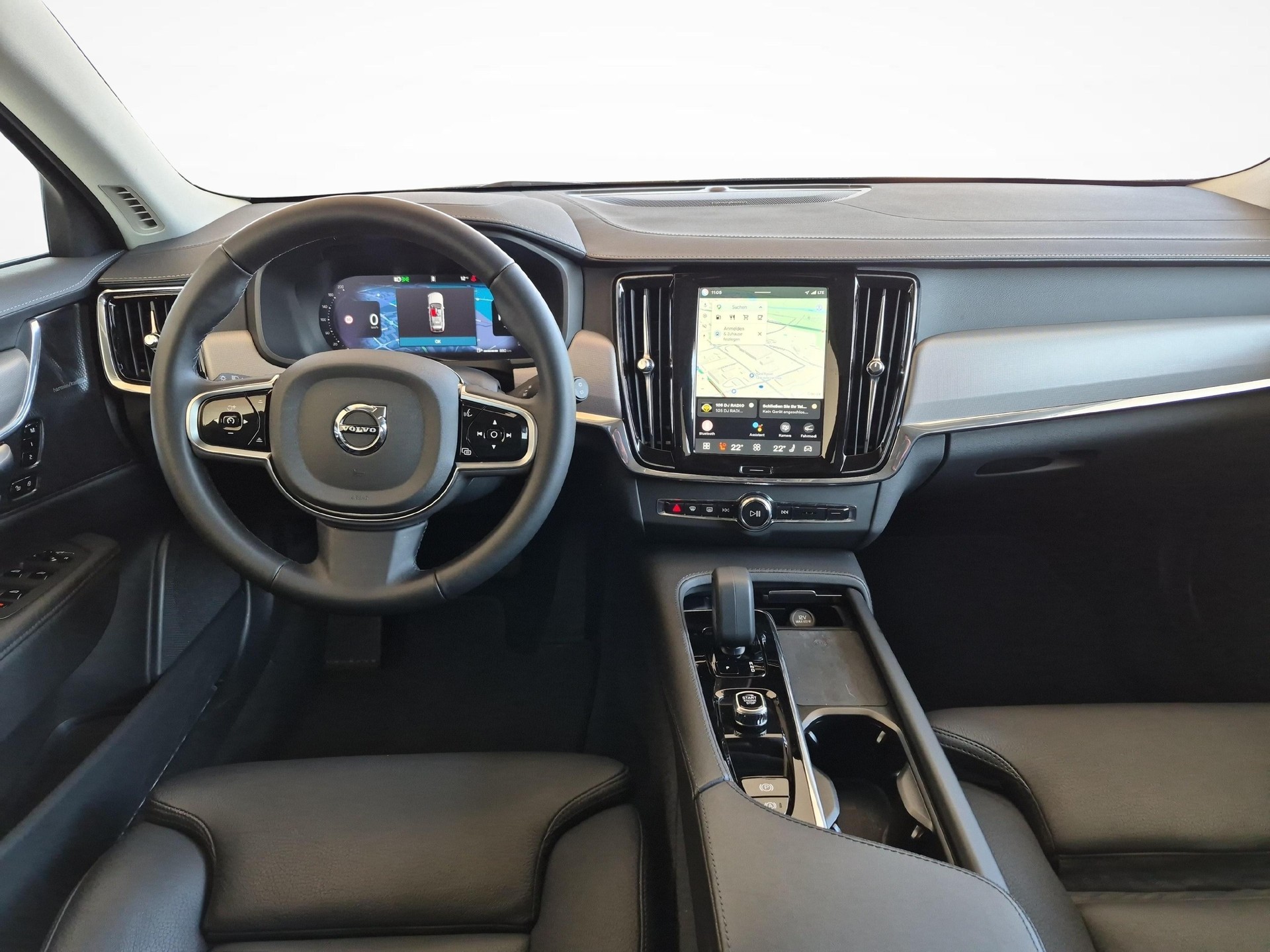VOLVO V90 Cross Country 2.0 B5 Plus AWD-image-8