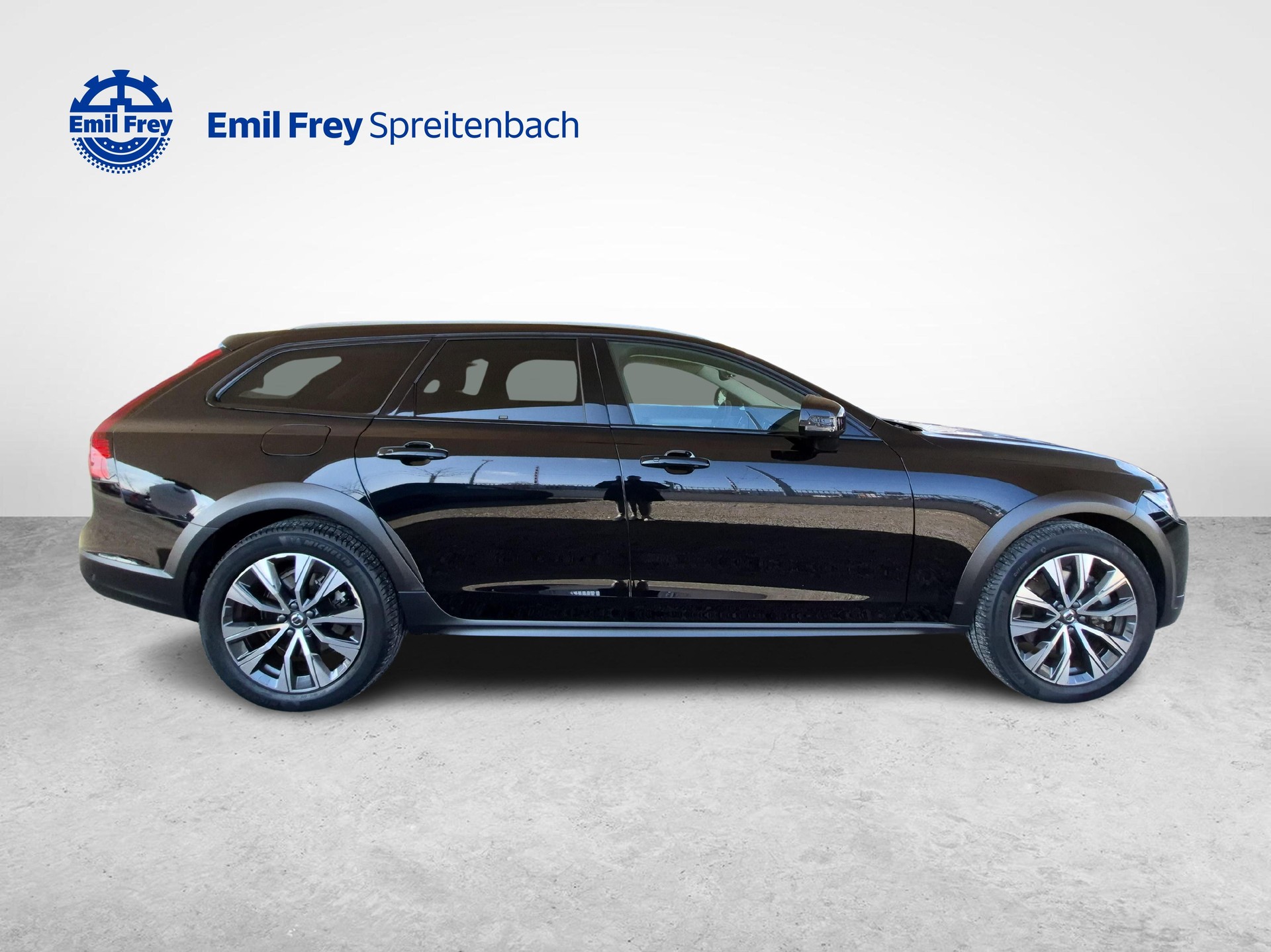 VOLVO V90 Cross Country 2.0 B5 Plus AWD-image-5