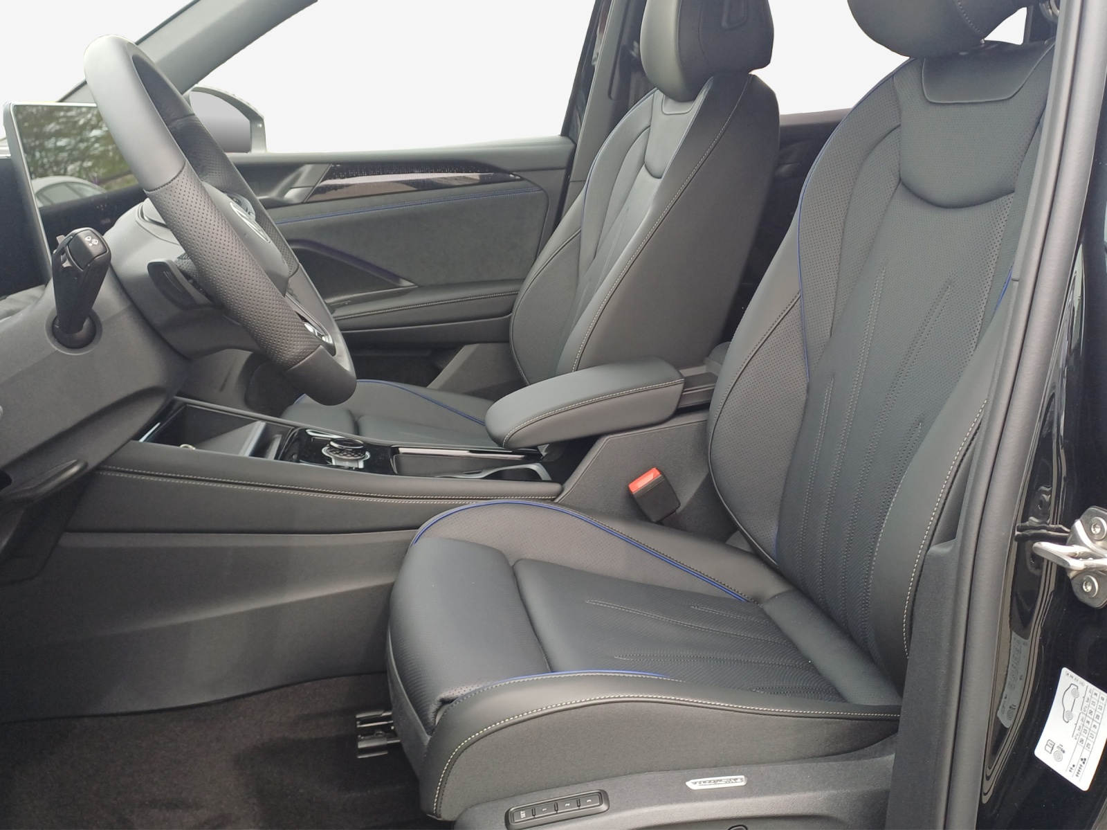 VW Tiguan 1.5 TSI evo2 eHybrid R-Line DSG-image-3