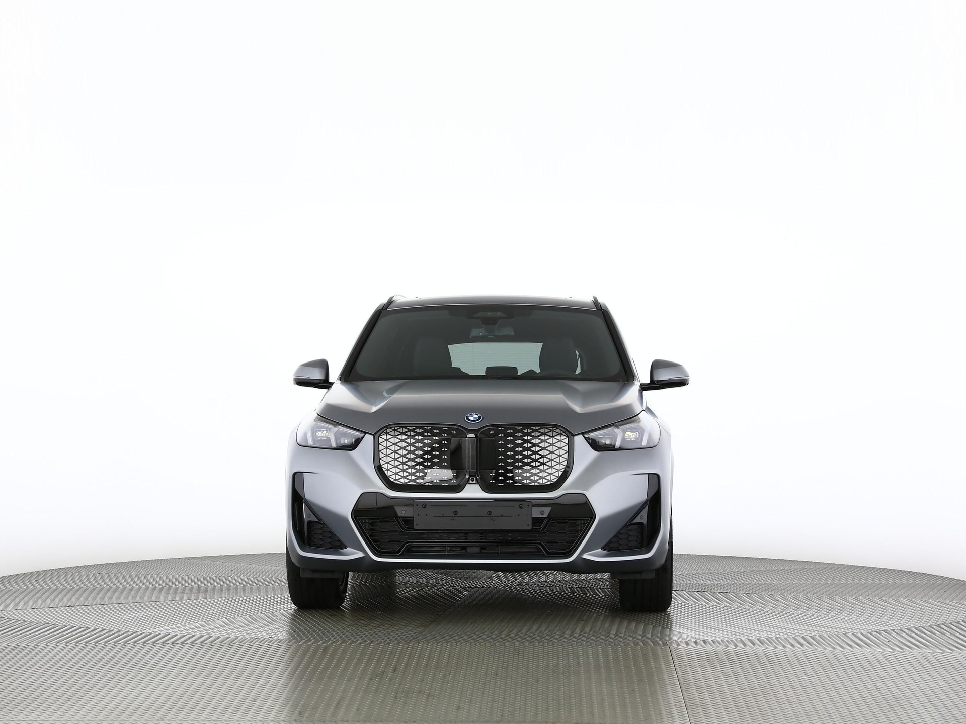 BMW iX1 30 xDrive-image-29