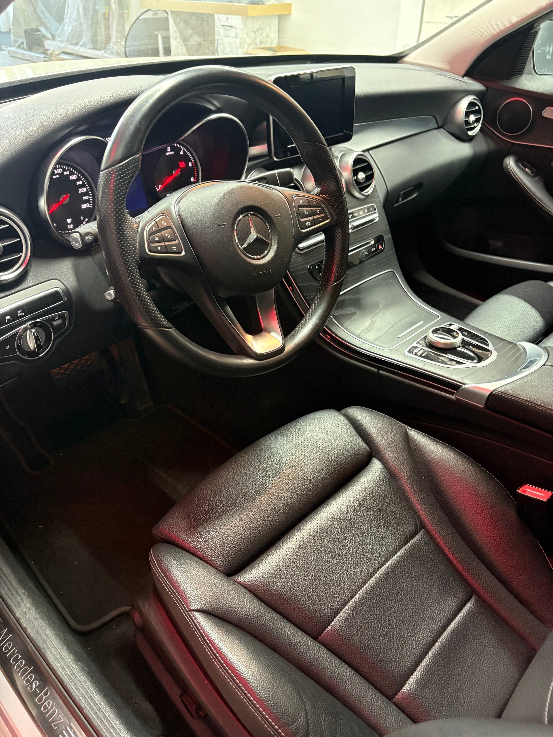 MERCEDES-BENZ C 250 BlueTEC Avantgarde 4Matic 7G-Tronic-image-8