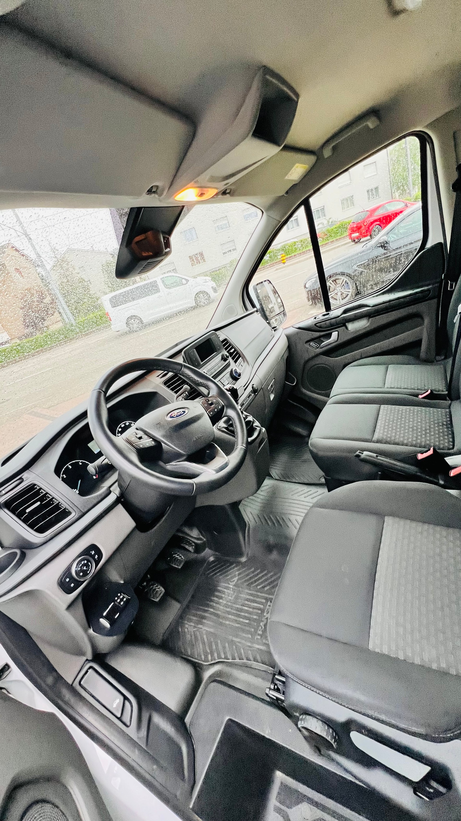 FORD Transit Custom Van 300 L1H1 Trend-image-7
