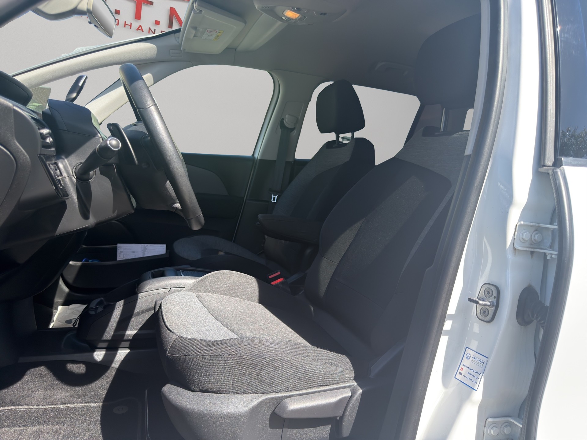 CITROEN Grand C4 Spacetourer 1.5 BlueHDi Shine EAT8-image-12