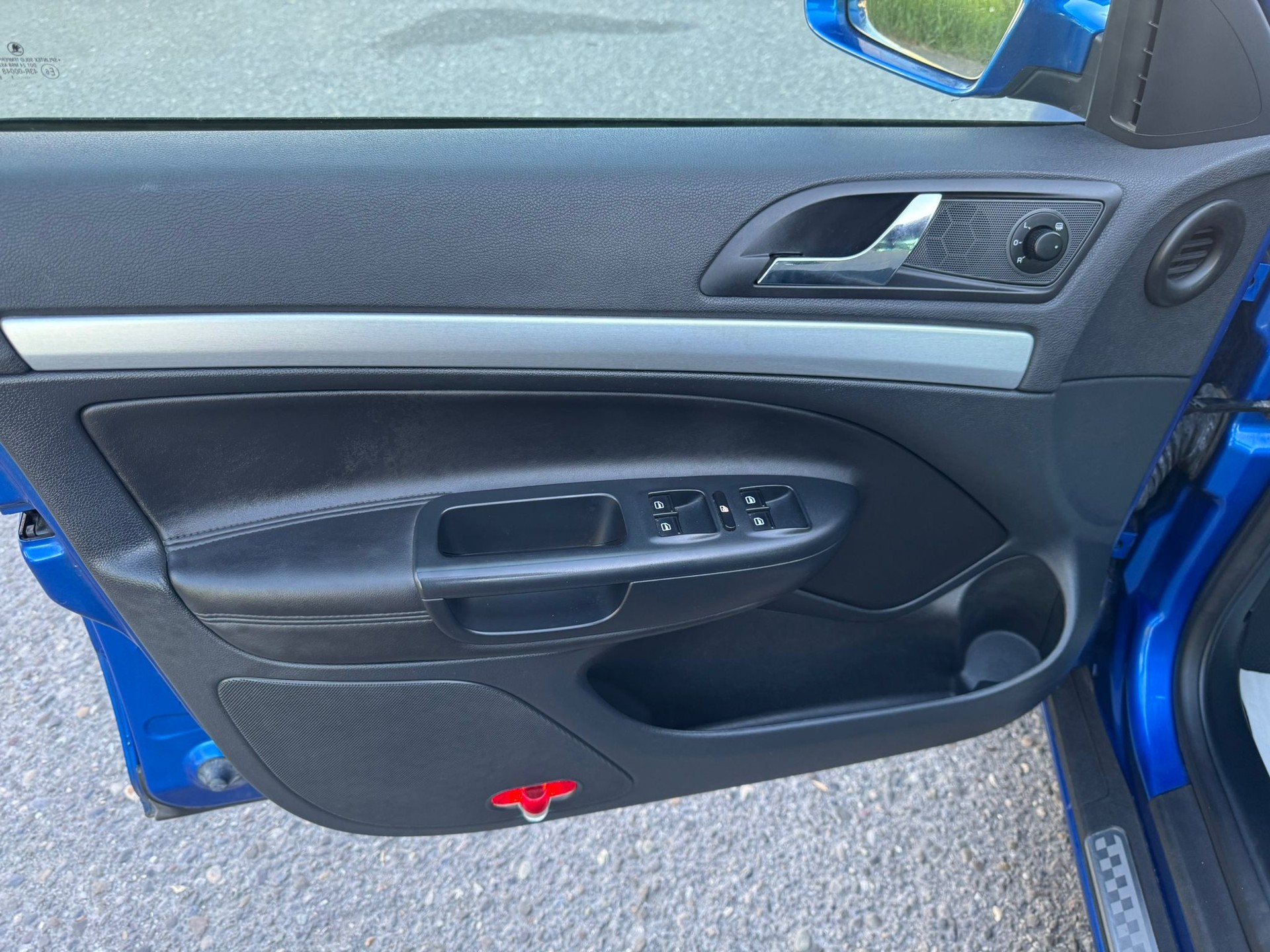 SKODA Octavia Combi 2.0 TSI RS DSG-image-13