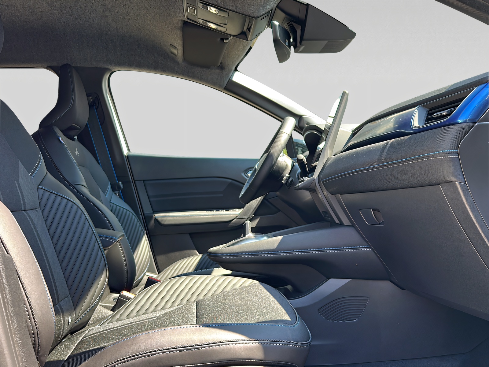 RENAULT CAPTUR esprit Alpine full hybrid E-Tech 160-image-8