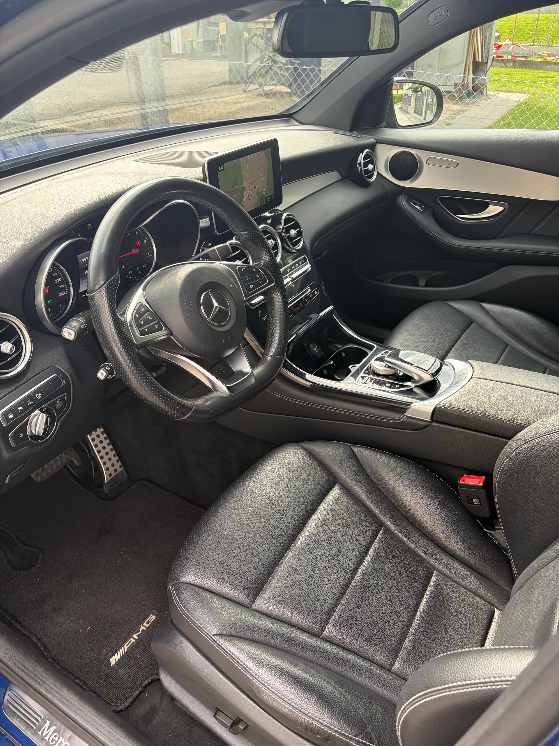 MERCEDES-BENZ GLC Coupé 250 d AMG Line 4Matic 9G-Tronic-image-10